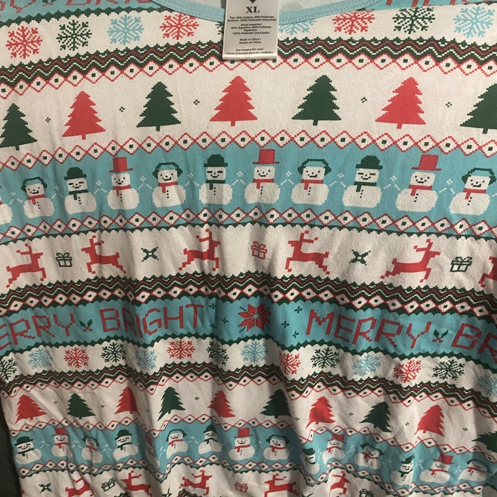 Source Unknown Festive Sweater - Red, Green, Blue, White